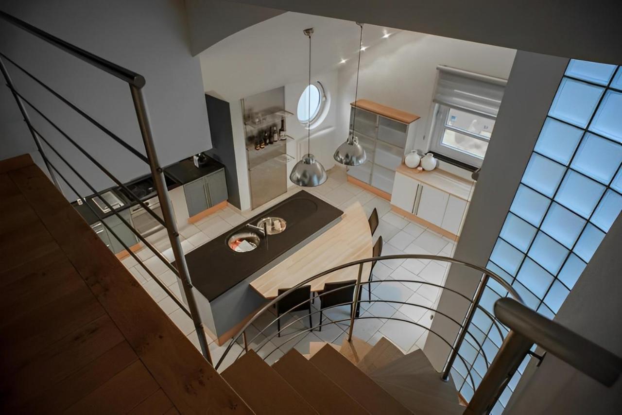 Big And Comfortable Triplex In *